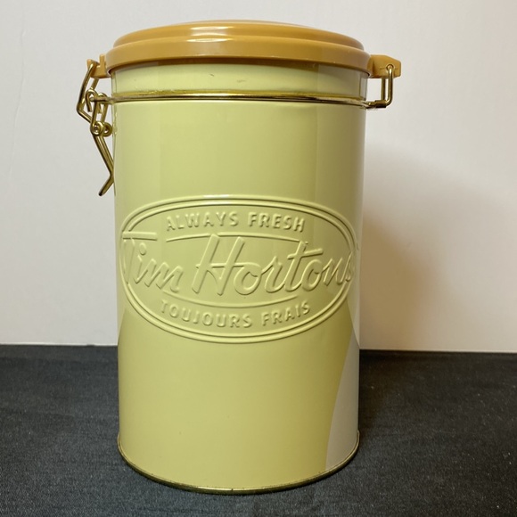 Tim Hortons Limited Edition Tin - Picture 3 of 12